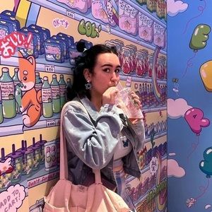 Meet your Posher, Ana raquel